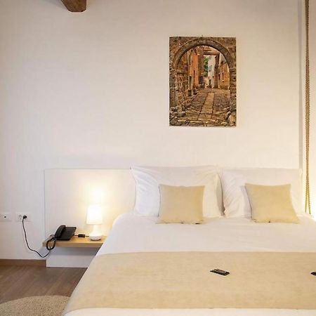 Hotel Natura Vilanija Bagian luar foto