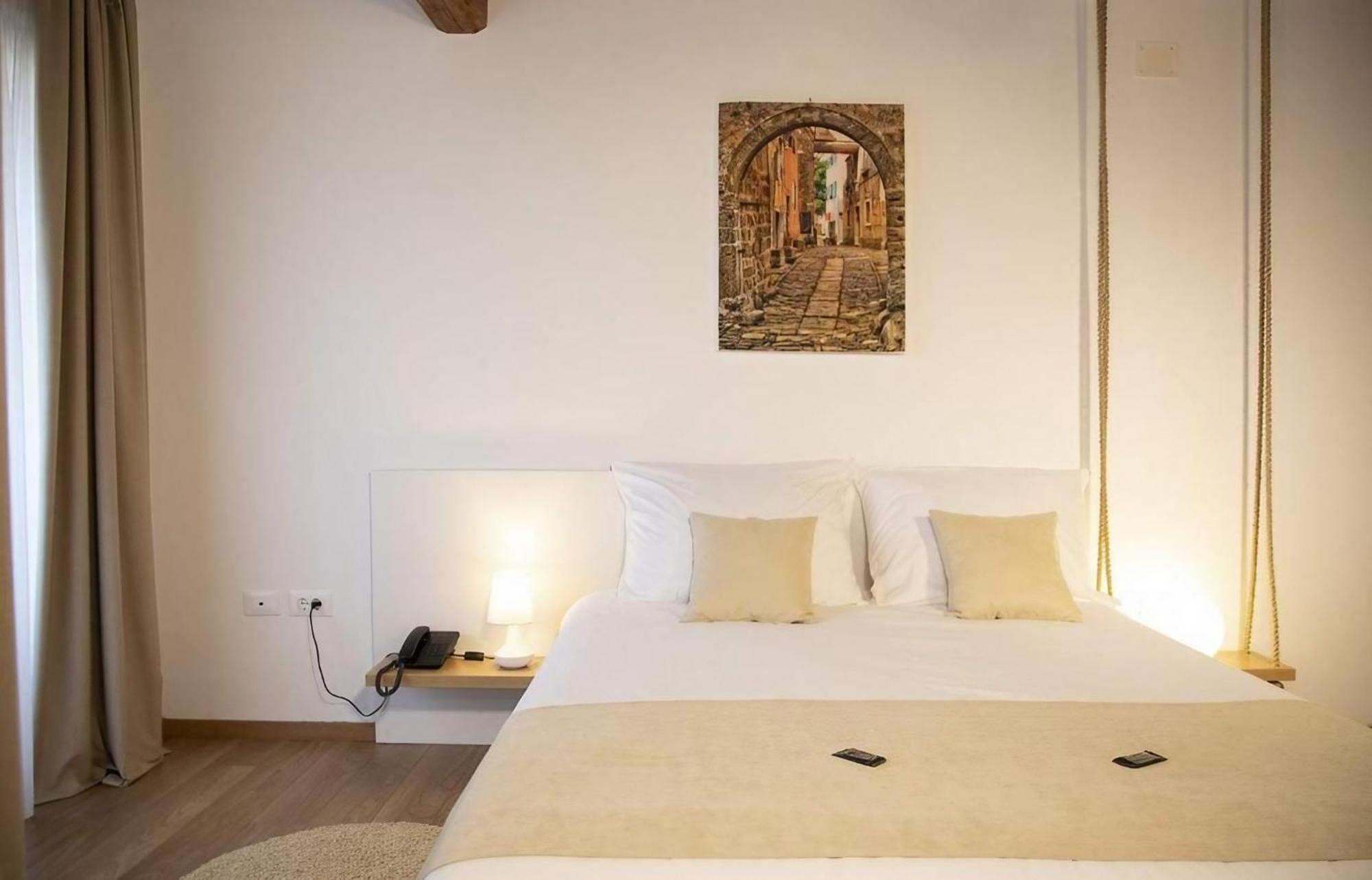 Hotel Natura Vilanija Bagian luar foto